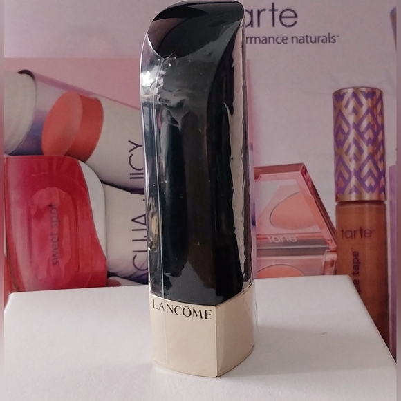 π¦25% OFF TODAY!π¦ LancΓ΄me - L'Absolu Rouge Lipstick - Picture 3 of 7